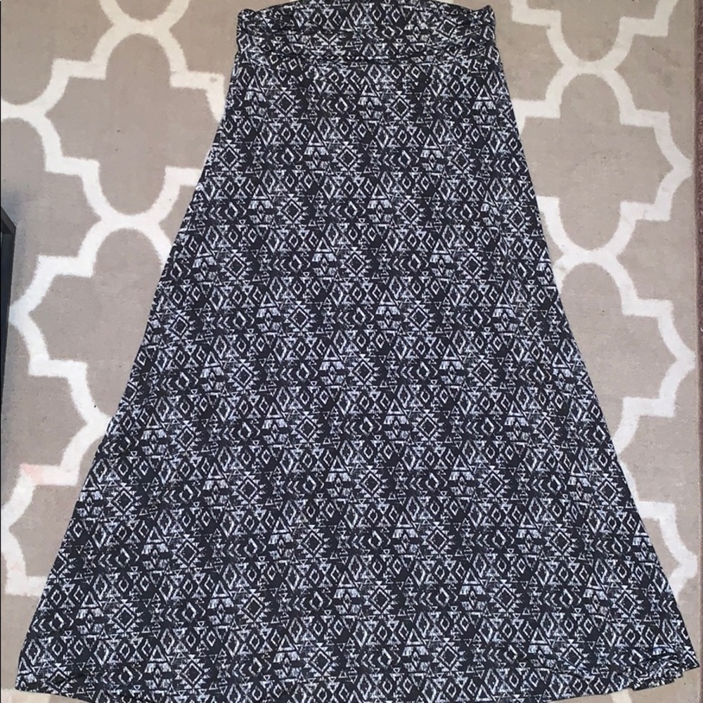 LulaRoe Size L Black Print Maxi Skirt